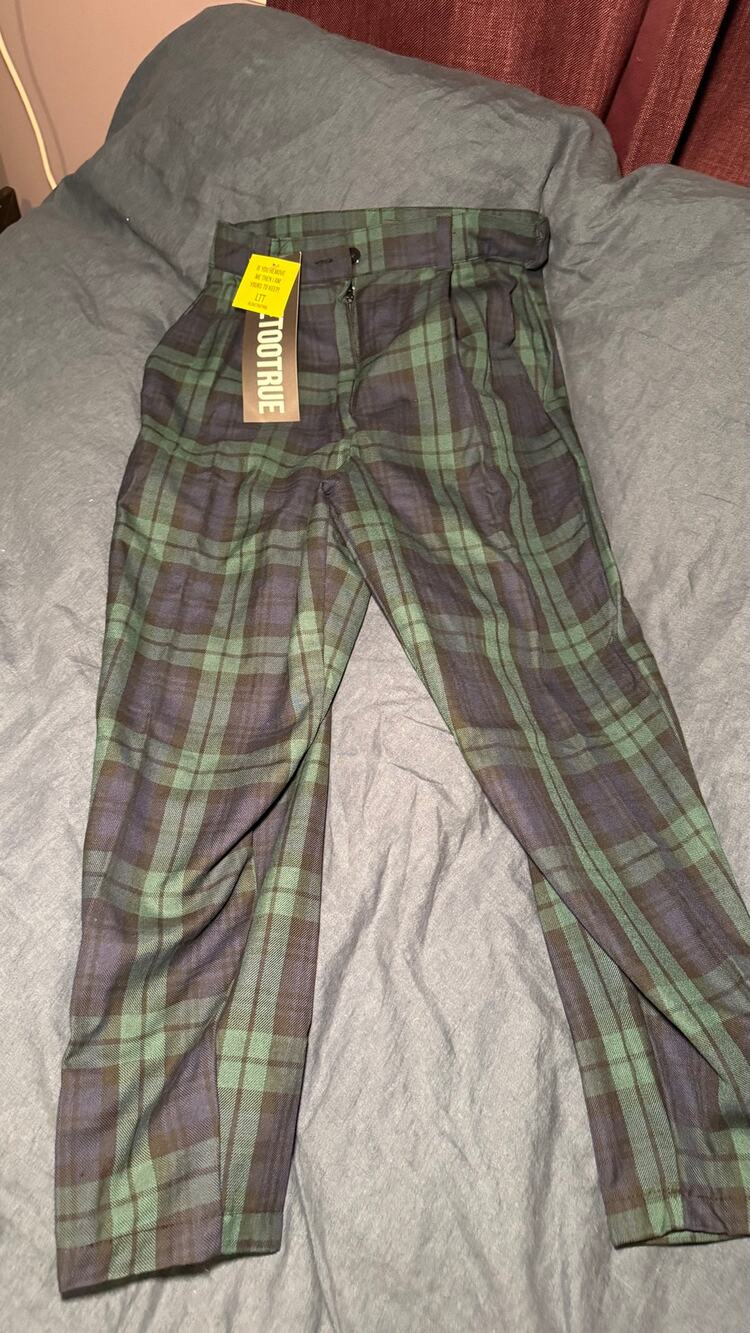 Love Too True Green Plaid Trousers — NWT